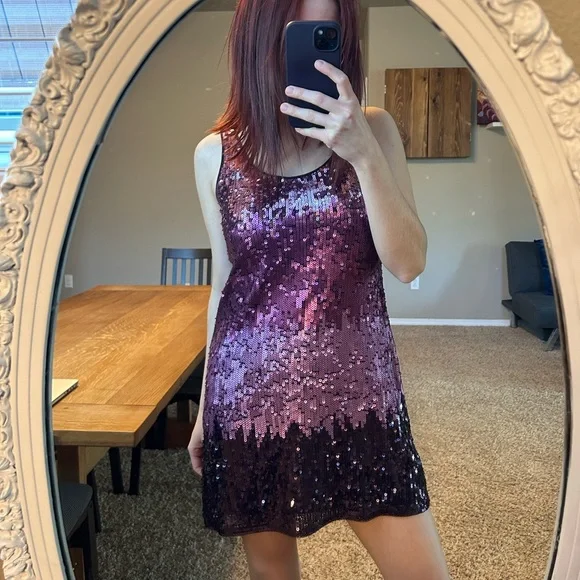 EXPRESS Sequin Mini Dress - Picture 9 of 10
